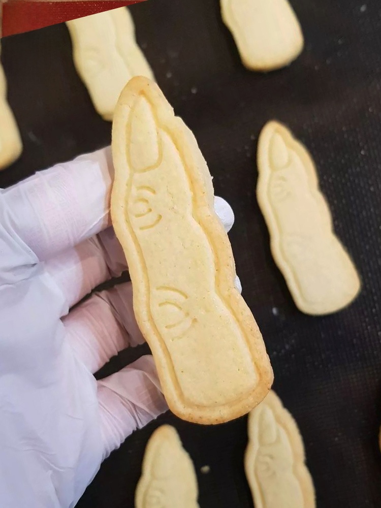 loween Witch Finger Cartoon Bi - Kitchen Witch Baking avaliação e preço